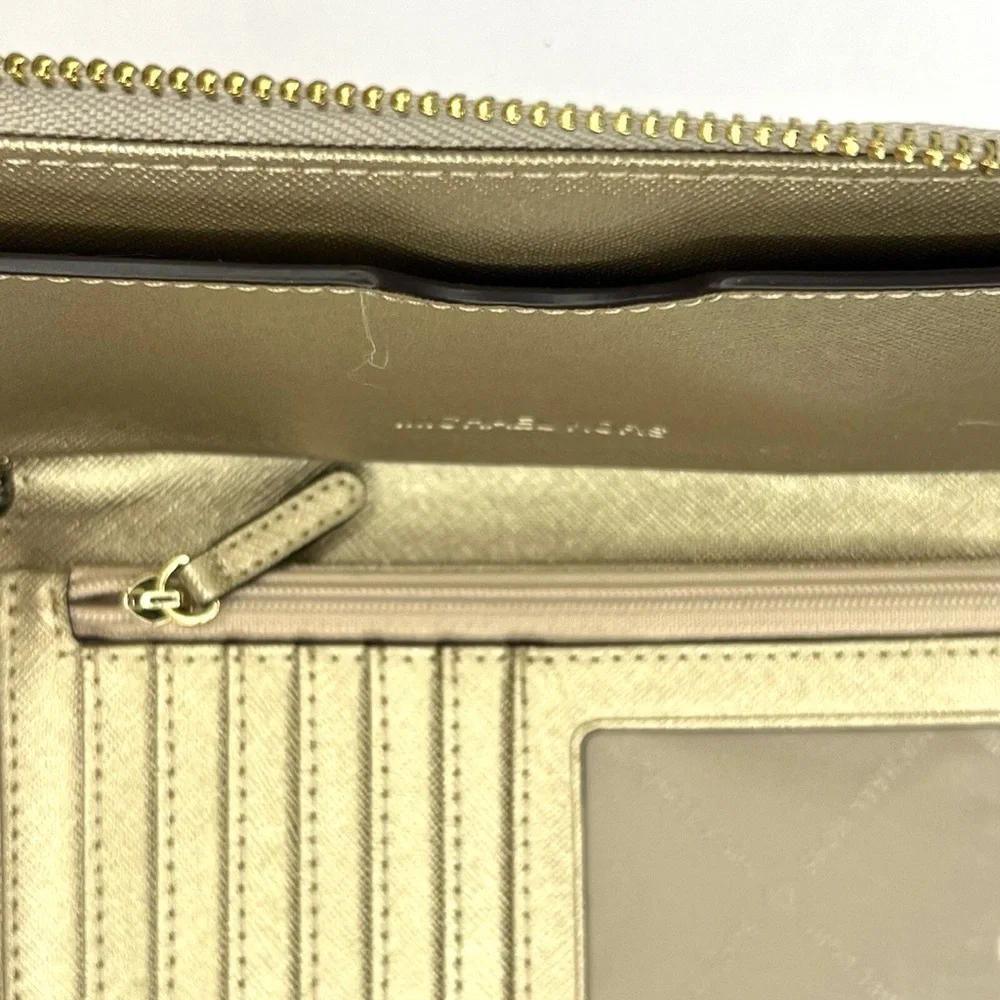 Michael Kors Jet Set Travel Glitter Pale Gold Phone Case  Wallet EUC
